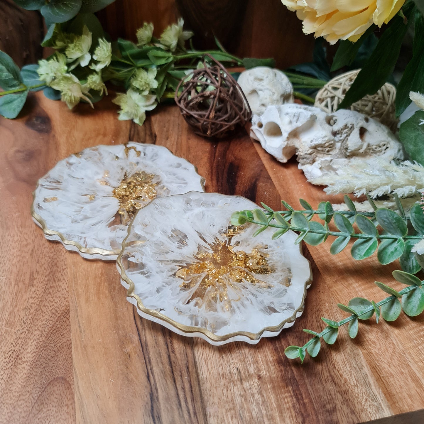 Coasters (set of 2) in Gentle White and Gold
